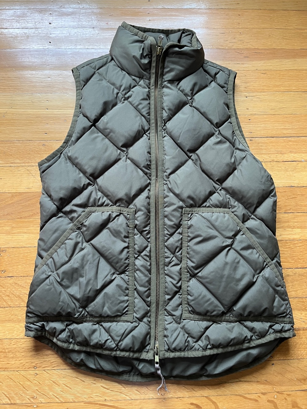 J. Crew duck down quilted puffer vest olive army green XS double zipper
